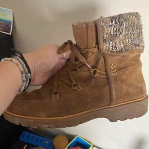 Baretraps size 8 boots